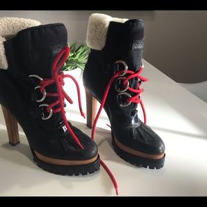 Absolutely gorgeous Dsquared above ankle boots, sold out everywhere!